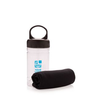 Serviette en microfibre avec protection solaire conçue pour rafraîchir