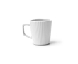Tasse en céramique 320 ml avec extérieur mat et design nervuré couleur blanc