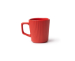 Tasse en céramique 320 ml avec extérieur mat et design nervuré couleur rouge