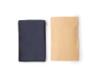 Serviette légère en microfibre RPET avec bord surjeté 200 g/m² couleur bleu marine