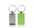 Porte-clés rectangulaire avec côté en plastique coloré et anneau métal couleur vert clair