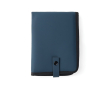 Coussin portable recyclé avec fermeture pression et design pliable couleur bleu marine