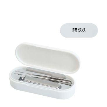 Set de manucure contenant tous les outils essentiels
