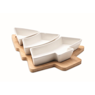 Plateau en bambou avec assiettes