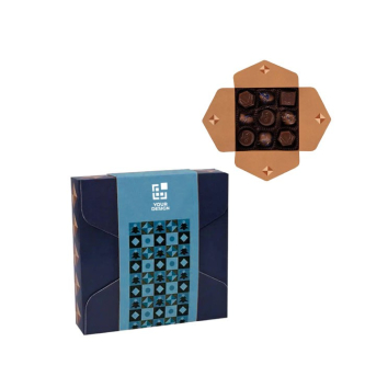 Boîte de 9 chocolats au lait fourrés au café ou aux prunes vue principale