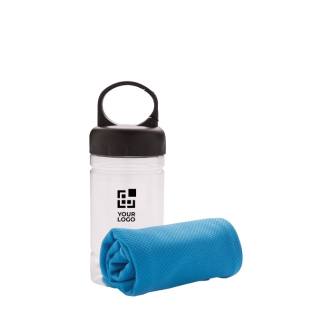 Serviette en microfibre avec protection solaire conçue pour rafraîchir