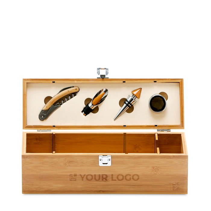 Set de vin présenté dans une élégante boîte en bambou et métal