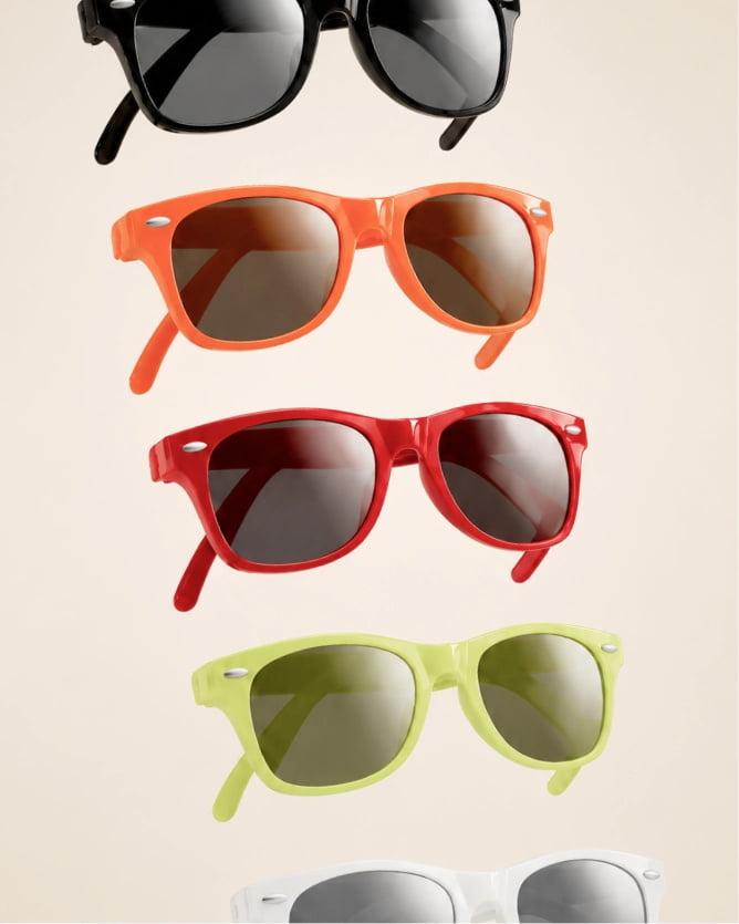 Lunette de soleil personnalisée avec logo vue avec zone d'impression