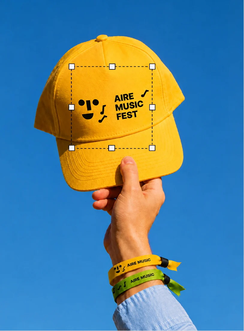 Casquette jaune et bracelets pour événements imprimés avec logo